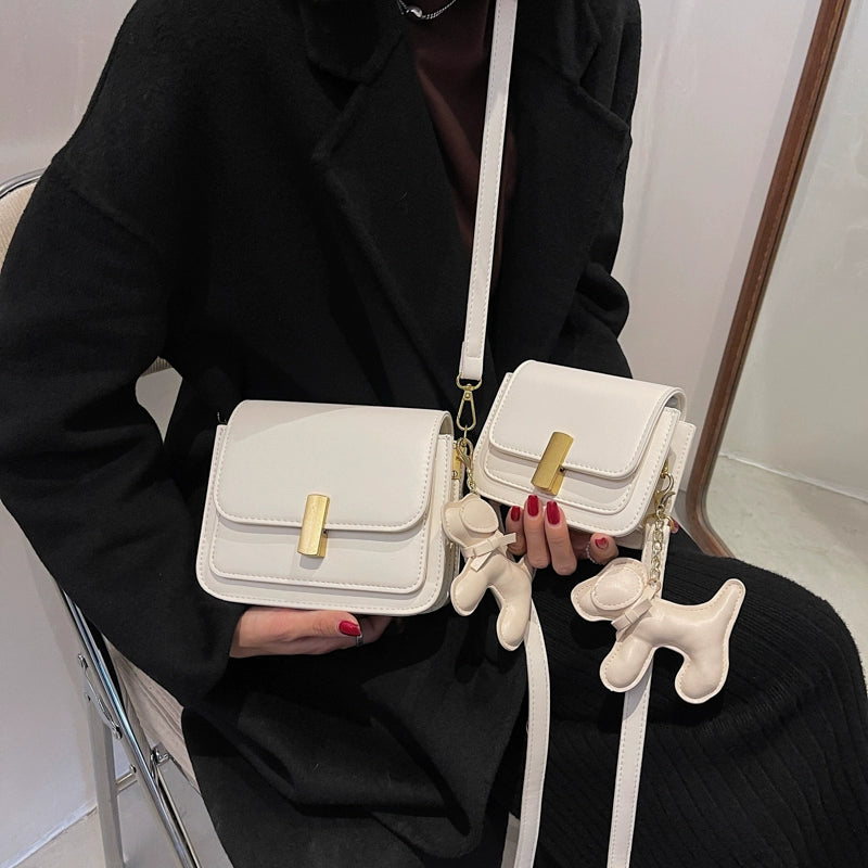 Accessible Luxury Women's Fancy Niche Style Shoulder Messenger Bag