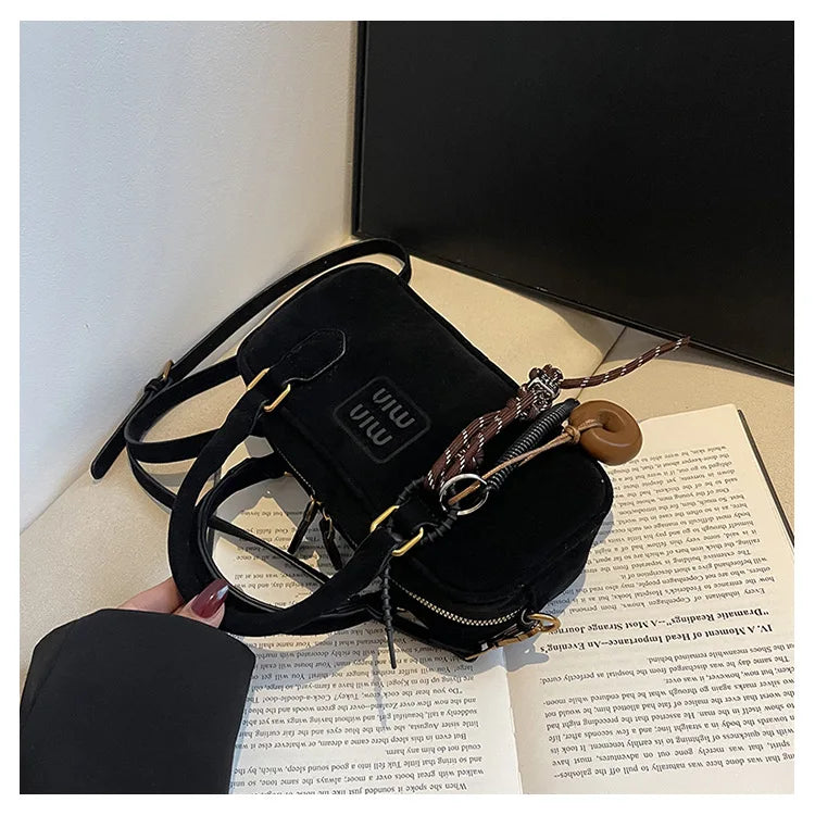 2025 New Fashionable dull Polish bag portable women's full retro crossbody bag shoulder bag popular