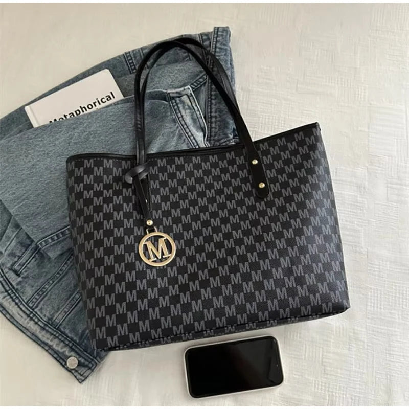 Letter Print Fashion Shoulder Bag Versatile Large Capacity Handbag Luxury Brand Bag Clutch Bag Retro Trend Commuter Tote Bag