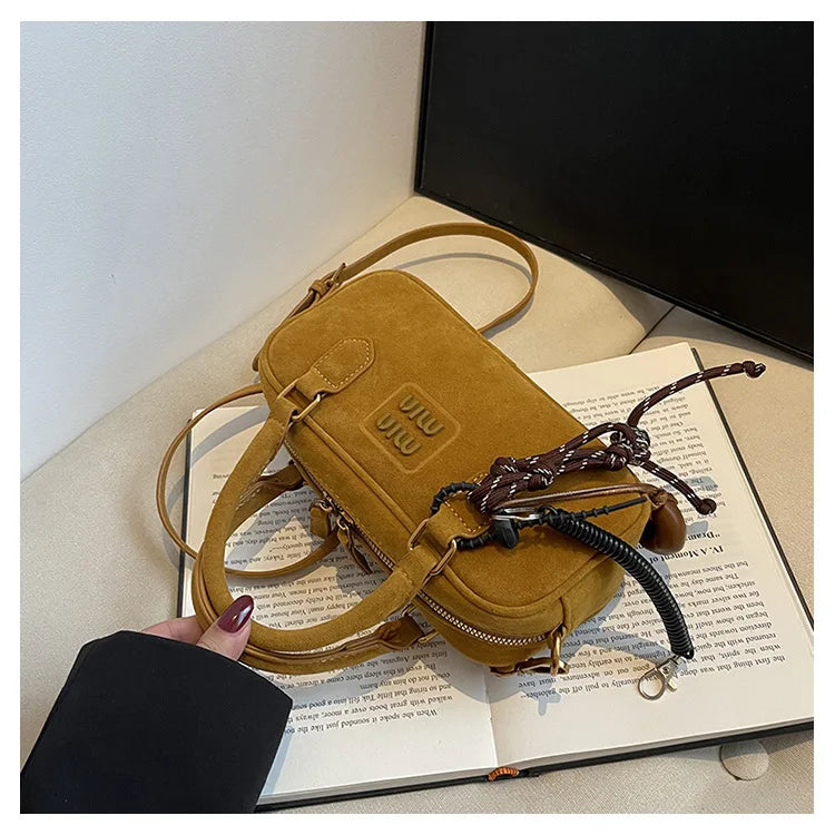 2025 New Fashionable dull Polish bag portable women's full retro crossbody bag shoulder bag popular