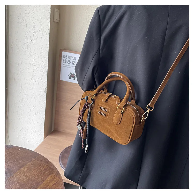2025 New Fashionable dull Polish bag portable women's full retro crossbody bag shoulder bag popular