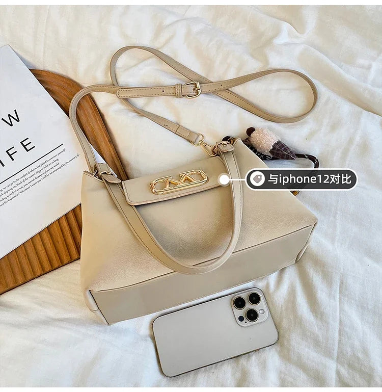 High-Quality Leather Shoulder Bag for Ladies, Women's Handbag by Famous Designer, Popular Classic Tote Elegant Style