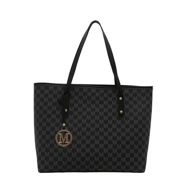 Letter Print Fashion Shoulder Bag Versatile Large Capacity Handbag Luxury Brand Bag Clutch Bag Retro Trend Commuter Tote Bag
