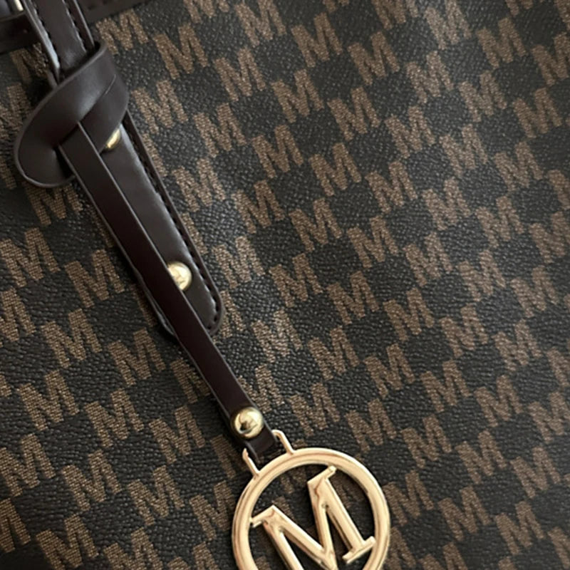 Letter Print Fashion Shoulder Bag Versatile Large Capacity Handbag Luxury Brand Bag Clutch Bag Retro Trend Commuter Tote Bag