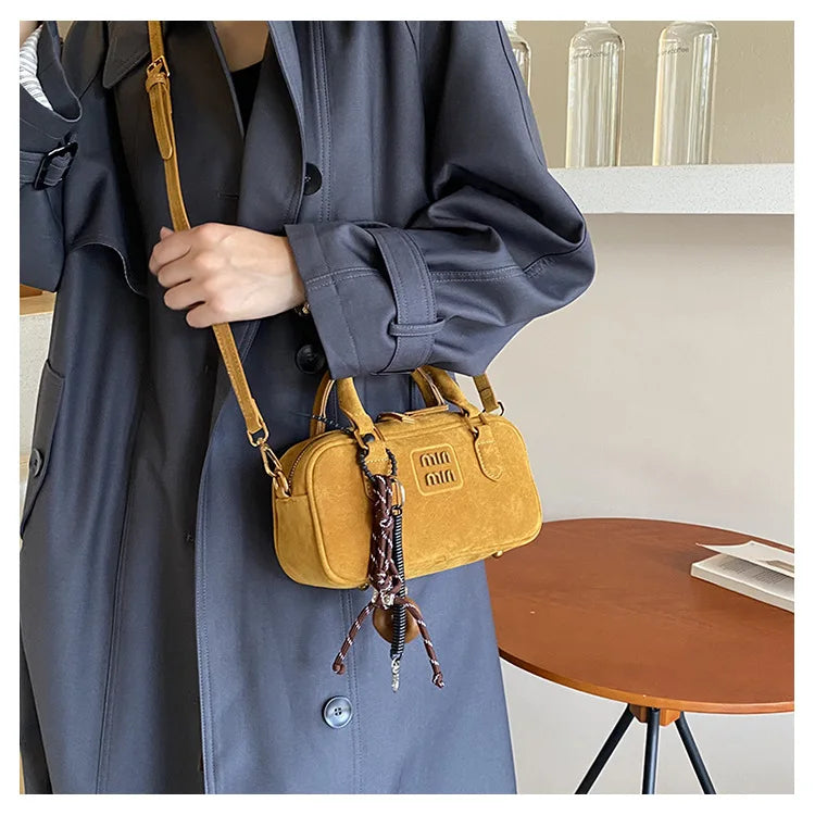 2025 New Fashionable dull Polish bag portable women's full retro crossbody bag shoulder bag popular