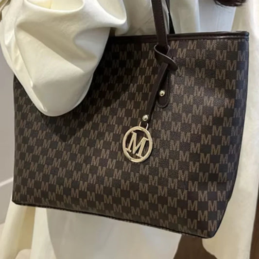 Letter Print Fashion Shoulder Bag Versatile Large Capacity Handbag Luxury Brand Bag Clutch Bag Retro Trend Commuter Tote Bag