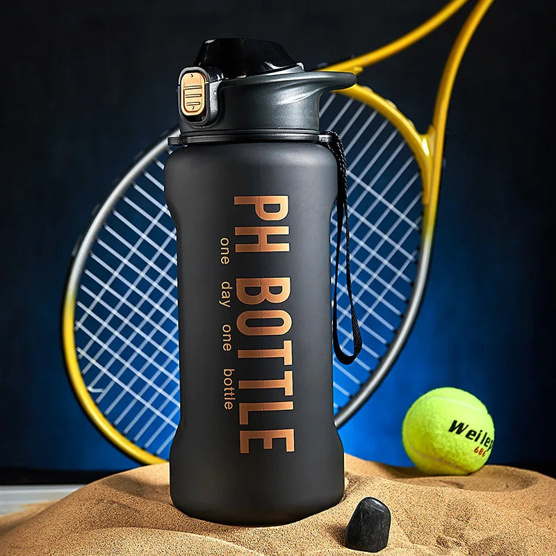 2.2L High-capacity Sport Water Bottle Portable Outdoor Travel Leakproof Drinking Bottle High Temperature Resistance Drink Bottle