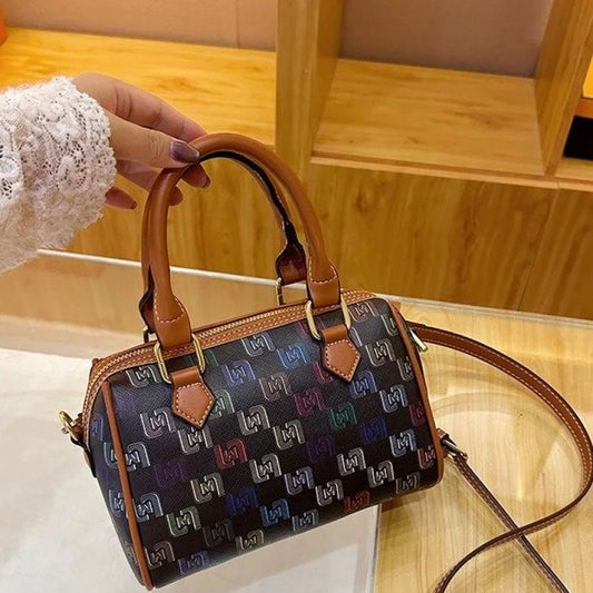 Ladies Leather Shoulder Bag Luxury Brand Famous Designer Timeless Elegant Design With Multiple Pockets