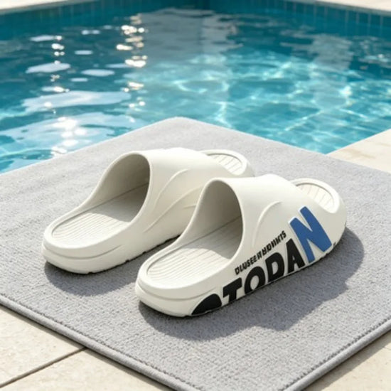Summer Fashion Slippers For Men Indoor Outdoor Sandals Beach Flip Flop Thick Sole Male Slides Summer Non-Slip Men Shower Slipper