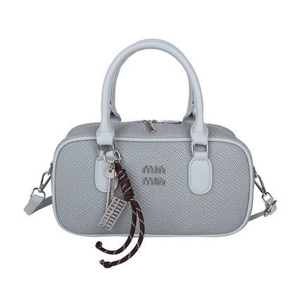 Practical Messenger Bag Ladies Handbag In Durable Leather - Fashionable Tote Bag By Luxury Designer Classic